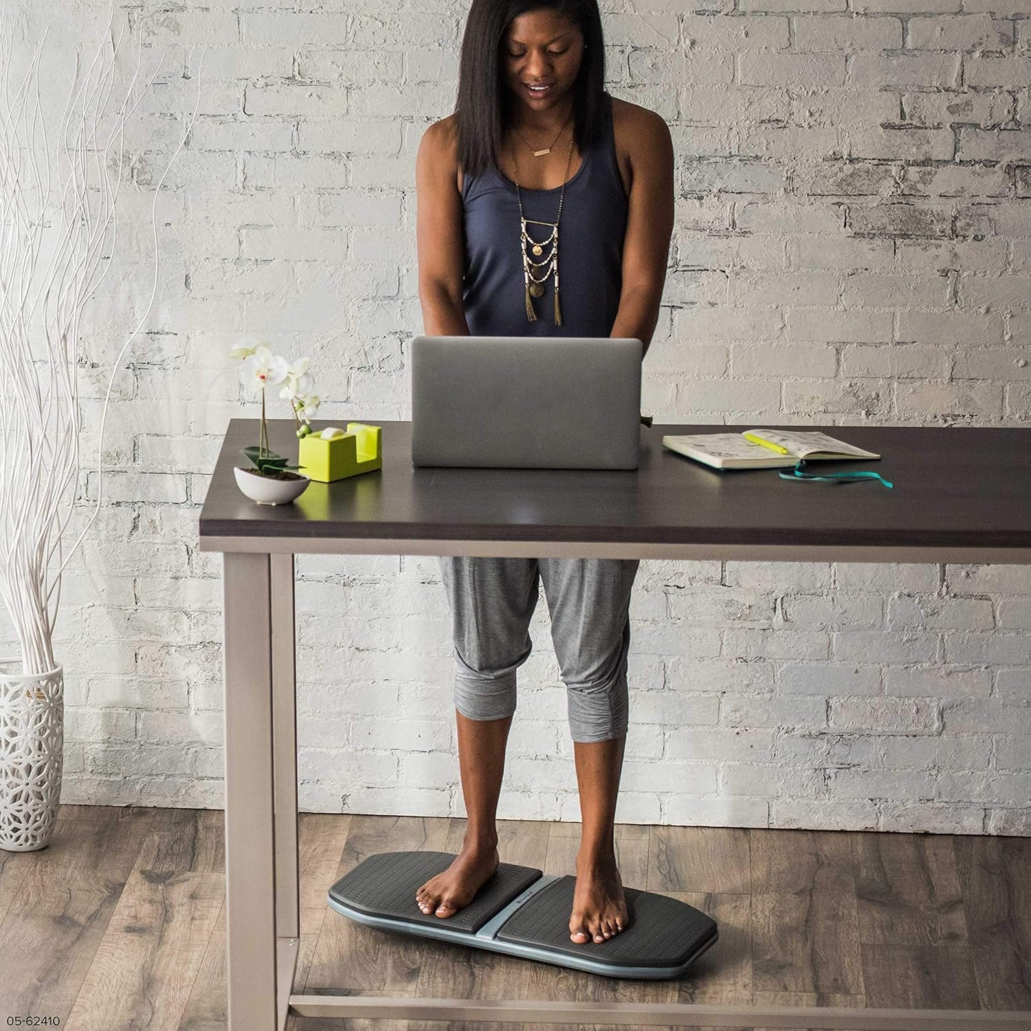 Gaiam Evolve Balance Board Standing Desk, Anti Fatigue Wobble Board for Home Office, Physical - Image 8